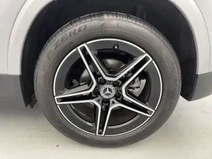 Photo 16 Mercedes GLA  200 d 8G-DCT