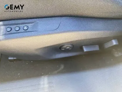 Photo 35 Peugeot 308 Gén. III Ph1 GT Pack 5