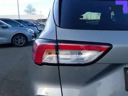 Photo 18 Ford Kuga  2.5 Duratec 190 ch FlexiFuel FHEV E85 Powershift