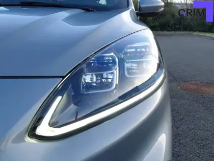 Photo 16 Ford Kuga  2.5 Duratec 190 ch FlexiFuel FHEV E85 Powershift