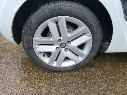 Photo 12 Renault Clio  Blue dCi 100 - 21N