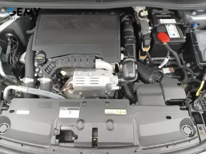 Photo 15 Peugeot 308  PureTech 130ch S&S BVM6