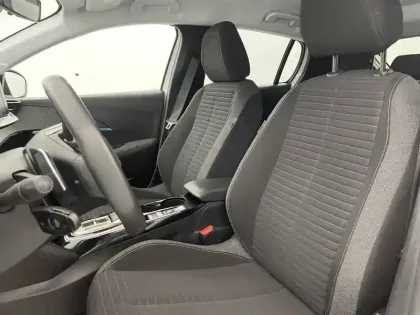 Photo 59 Peugeot 208  PureTech 100 S&S EAT8