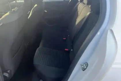 Photo 10 Peugeot 208  PureTech 100 S&S EAT8