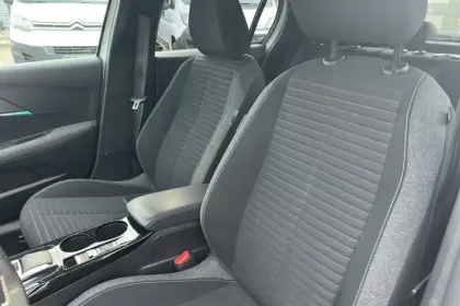 Photo 30 Peugeot 208  PureTech 100 S&S EAT8