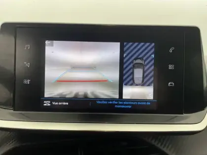 Photo 71 Peugeot 208  PureTech 100 S&S EAT8