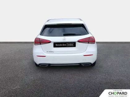 Photo 7 Mercedes Classe A  250 e 8G-DCT