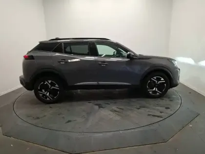 Photo 44 Peugeot 2008  Hybrid 136 e-DCS6