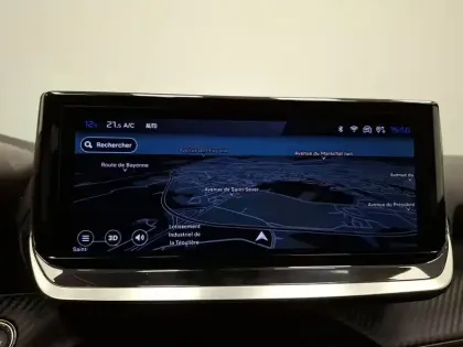 Photo 103 Peugeot 2008  Hybrid 136 e-DCS6