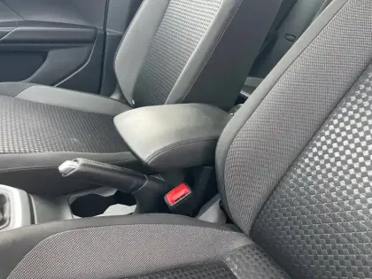 Photo 19 Volkswagen T-cross  1.0 TSI 110 Start/Stop BVM6