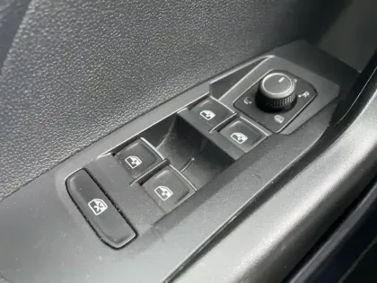 Photo 30 Volkswagen T-cross  1.0 TSI 110 Start/Stop BVM6