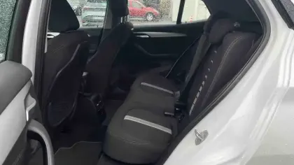 Photo 10 BMW X2  sDrive 18d 150 ch BVA8