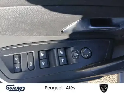 Photo 32 Peugeot 308 Gén. III Ph1 Allure Pack 5