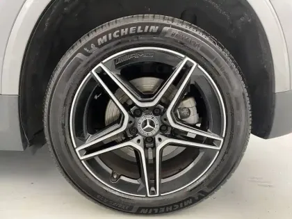 Photo 16 Mercedes GLA  250 e 8G-DCT