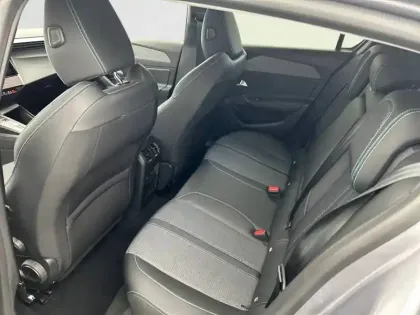 Photo 11 Peugeot 308  BlueHDi 130ch S&S EAT8