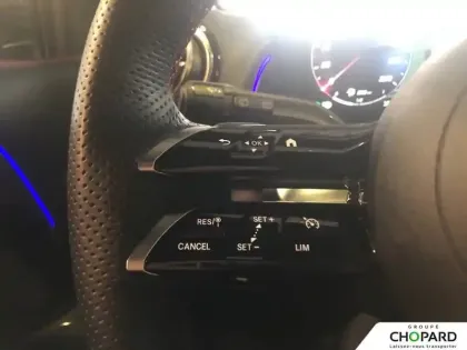 Photo 15 Mercedes GLB  200 d 8G-DCT