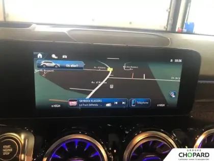 Photo 13 Mercedes GLB  200 d 8G-DCT