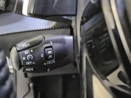 Photo 26 Peugeot 2008  BlueHDi 130 S&S EAT8