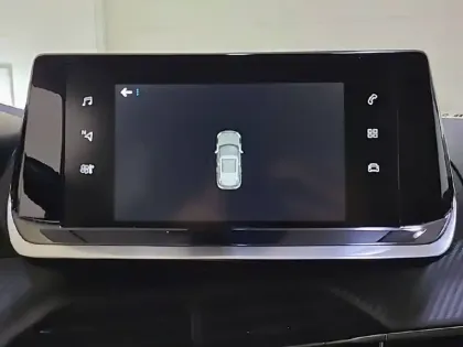 Photo 27 Peugeot 2008  BlueHDi 130 S&S EAT8