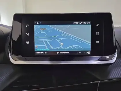 Photo 19 Peugeot 2008  BlueHDi 130 S&S EAT8