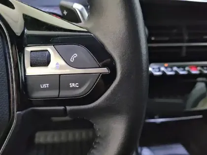 Photo 24 Peugeot 2008  BlueHDi 130 S&S EAT8