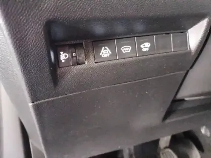 Photo 41 Peugeot 2008 Gén. II Ph1 NG Allure Pack 5