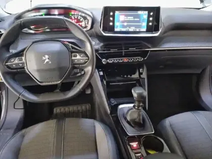 Photo 27 Peugeot 2008 Gén. II Ph1 NG Allure Pack 5