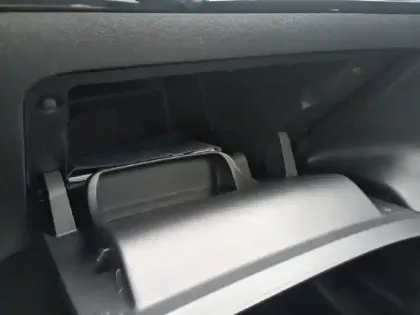 Photo 21 Peugeot 208  PureTech 100 S&S EAT8