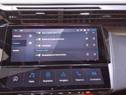 Photo 42 Peugeot 308  PHEV 180 e-EAT8