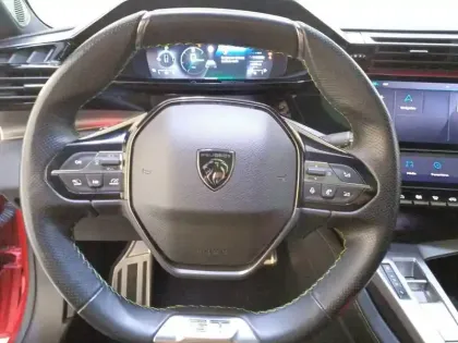 Photo 29 Peugeot 308  PHEV 180 e-EAT8