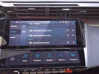 Photo 43 Peugeot 308  PHEV 180 e-EAT8