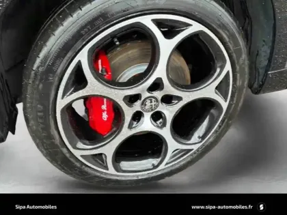 Photo 10 Alfa Romeo Tonale  1.3 Hybride Rechargeable PHEV 280ch AT6 e-Q4