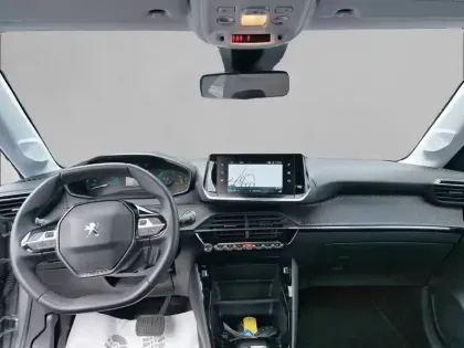 Photo 7 Peugeot 208  Electrique 50 kWh 136ch