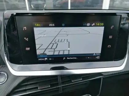 Photo 17 Peugeot 208  Electrique 50 kWh 136ch