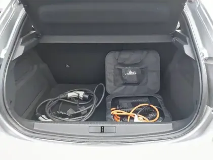 Photo 5 Peugeot 208  Electrique 50 kWh 136ch