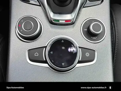 Photo 21 Alfa Romeo Stelvio  2.2 160 ch AT8