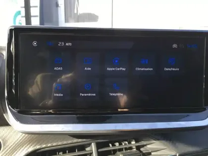 Photo 42 Peugeot 208  Hybrid 100 e-DCS6