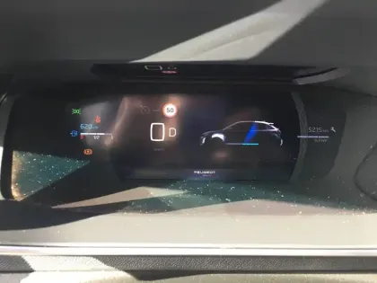 Photo 63 Peugeot 208  Hybrid 100 e-DCS6