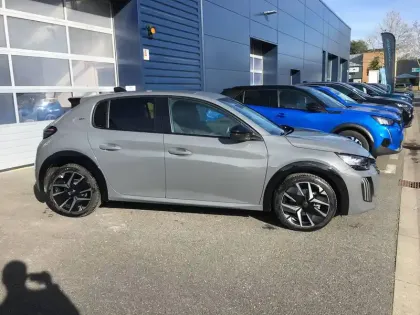 Photo 51 Peugeot 208  Hybrid 100 e-DCS6