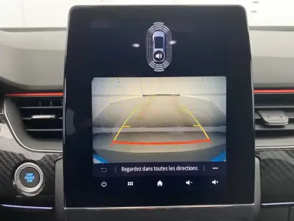 Photo 15 Renault Arkana  E-Tech hybride 145