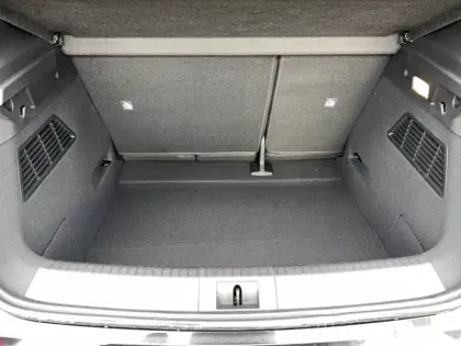 Photo 8 Renault Megane Gén. V (BCB) Ph1 Evo Iconic 5