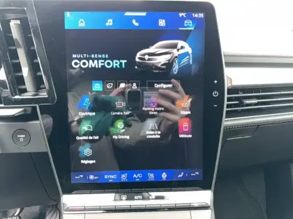 Photo 47 Renault Megane  E-Tech 220 ch autonomie confort GSR2