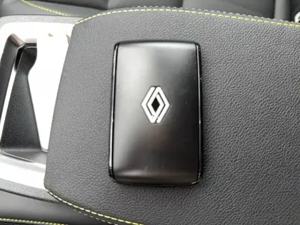 Photo 40 Renault Megane  E-Tech 220 ch autonomie confort GSR2