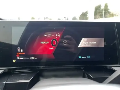 Photo 13 Renault Austral  E-Tech full hybrid 200 GSR2