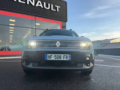 Photo 34 Renault 4 Renault  E-Tech Electrique 150 ch autonomie confort