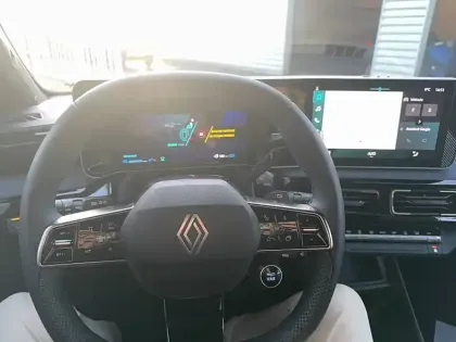 Photo 20 Renault 4 Renault  E-Tech Electrique 150 ch autonomie confort