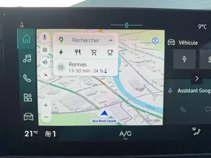 Photo 18 Renault 4 Renault  E-Tech Electrique 150 ch autonomie confort