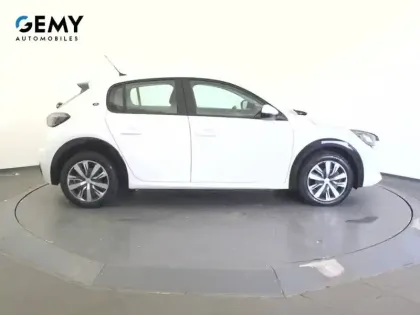 Photo 23 Peugeot 208  Electrique 50 kWh 136ch