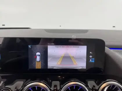 Photo 26 Mercedes GLA  250 e 8G-DCT