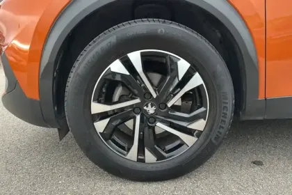 Photo 26 Peugeot 2008  PureTech 130 S&S EAT8